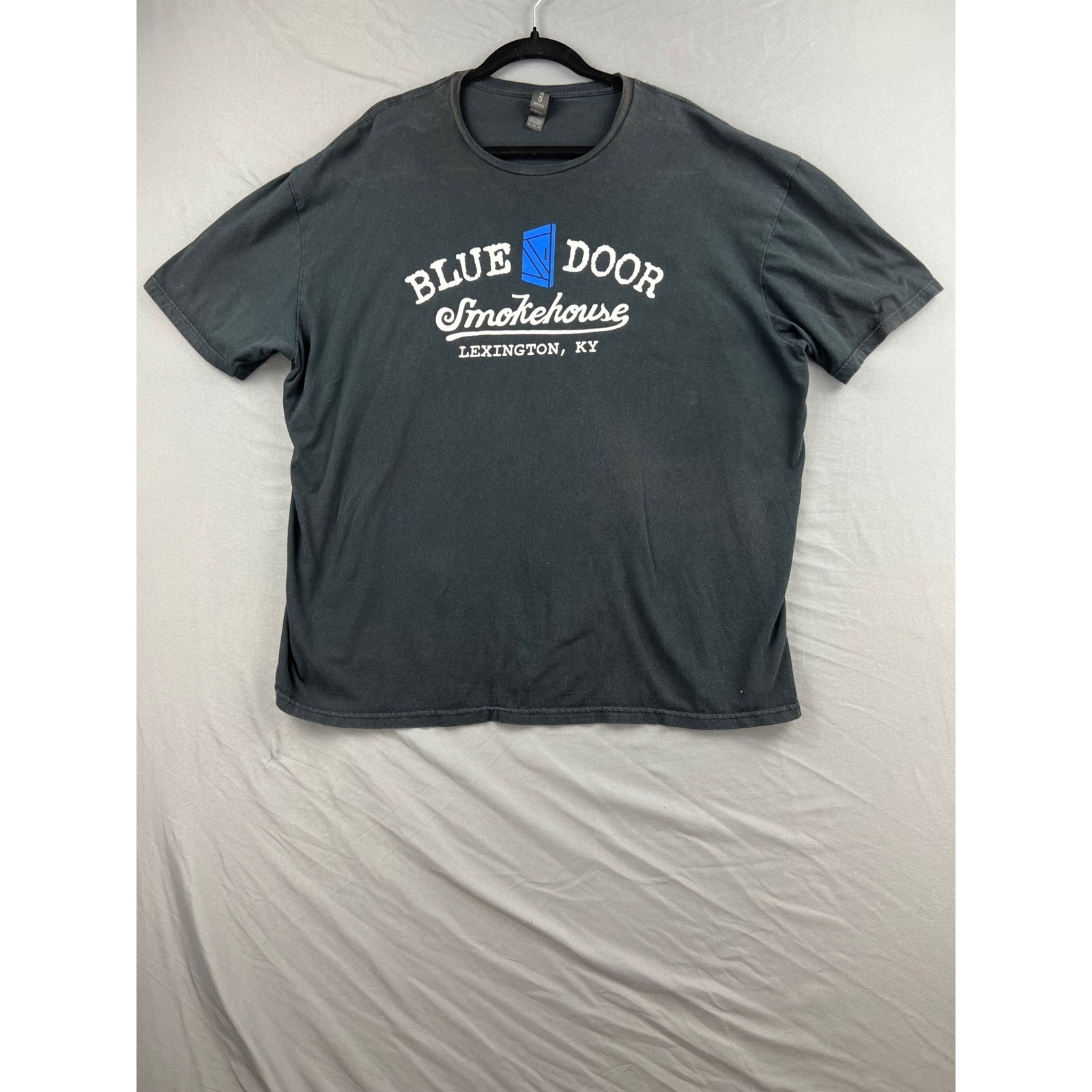 Gildan Blue Door Smokehouse TShirt Mens 2xl Lexington Ky Graphic Black Good